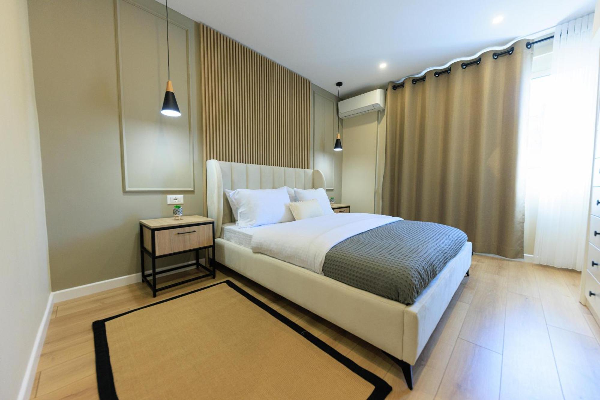 Syncron Centre Skyline Rooftop Tirana Apartments Luaran gambar